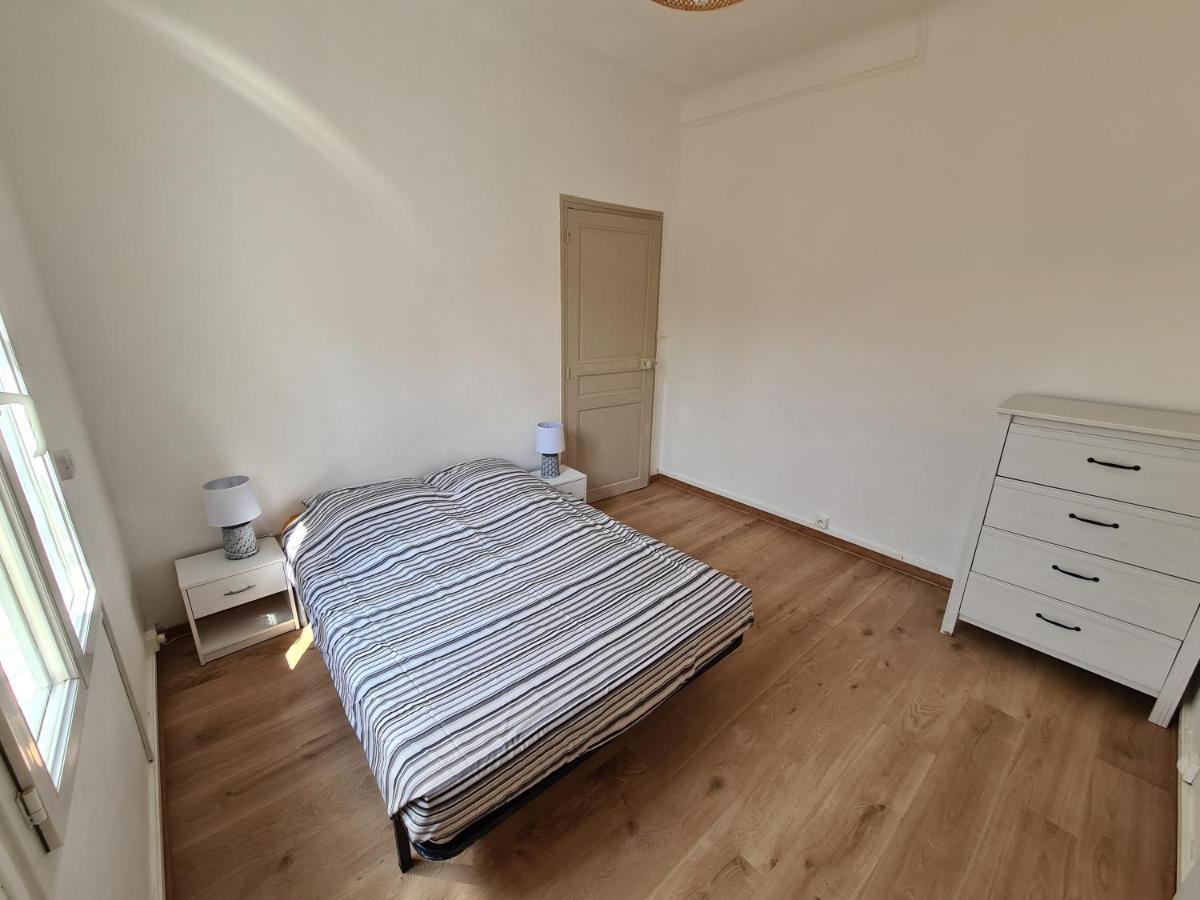 Appartement 60M2 Rdc Avec Jardin Saint-Génis Exteriér fotografie